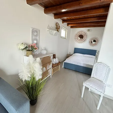 Sunset Apartment *